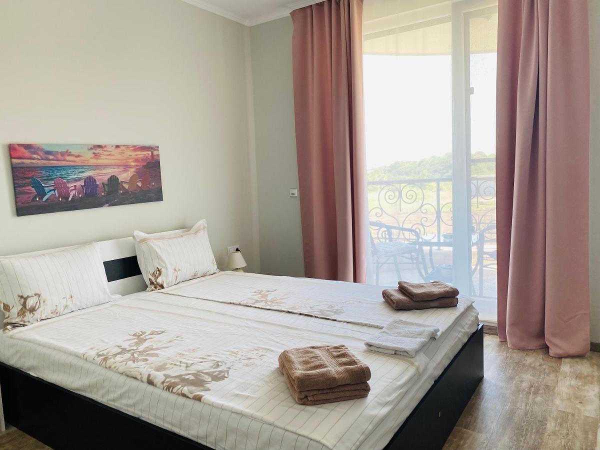 Apartments In Complex Sunny Island Deluxe Chernomorets Buitenkant foto